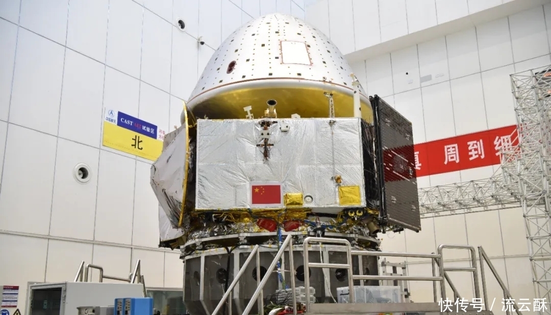 天問(wèn)一號(hào) 天宮空間站看地球蔚為壯觀,核心艙太陽(yáng)翼?yè)岀R!臨淵羨魚(yú)成過(guò)去式