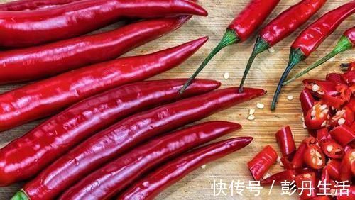 患上甲状腺结节|医生直言甲状腺有结节,“吃1果、喝2茶”,结节或能不药而愈