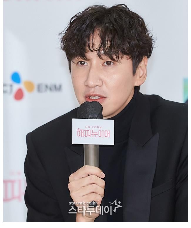 【RM资讯】11月明星品牌评价RM成员4人上榜!全昭旻更新与刘在石,梁世灿拍摄合照!