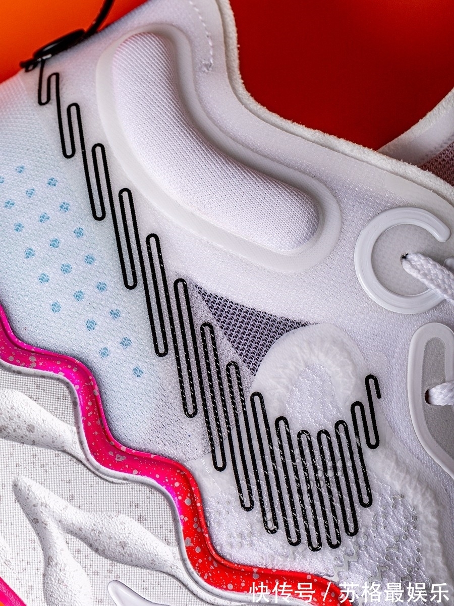 basketball Nike 不装了!究极变态的「顶级缓震」球鞋即将登场