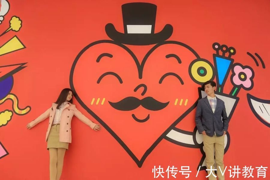 专业知识@学霸高质量情书火了,仪式感满满内容高级,学渣直言看都看不懂