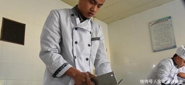 蒸馒头,蒸包子我只服兵哥哥!瞧这面发的,佩服!