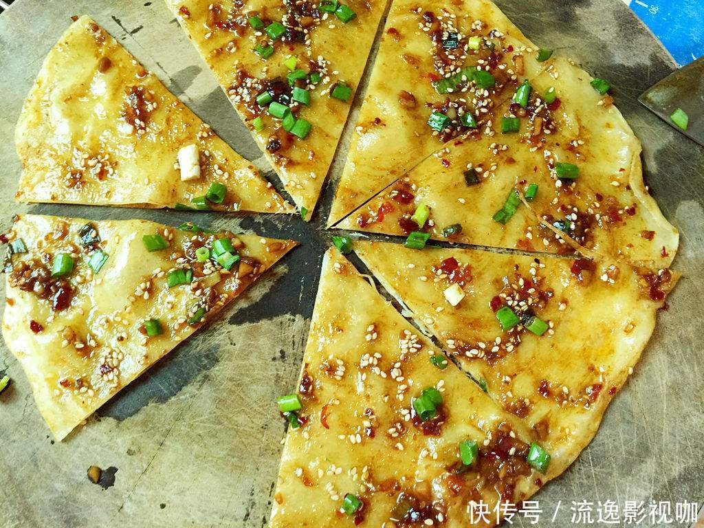 家人|酱香饼的正宗制作方法,让你的家人吃上一道特色民族小吃吧