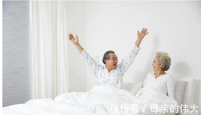 长寿|中老年人“3水不喝，2觉不睡”，坚持下来，长寿就离你很近