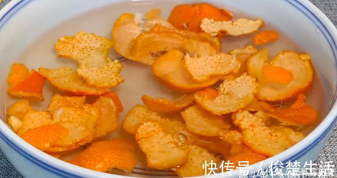 橘子皮别再扔掉了，用水煮一煮，没想到这么实用，看完后涨见识了