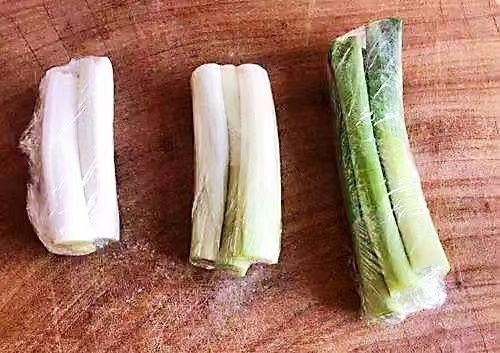 大葱炒肉|保存大葱很简单,不空心不烂,放半年都不坏,冬天随取随吃