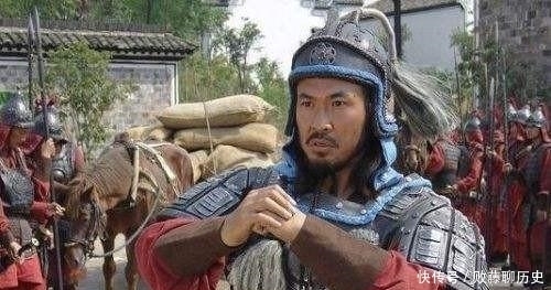 会议|朱元璋是总兵，每次开会却被迫坐在角落，一次会议后再没人敢这样
