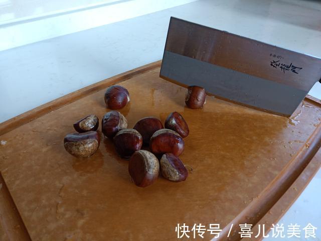 不要再吃糖炒栗子了！教你如此做，10分钟出锅，无糖不油不上火