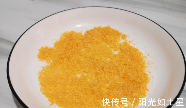 鸡胸肉|入秋后，孩子就馋吃这菜，每周要做两次，给金子孩子都不换！