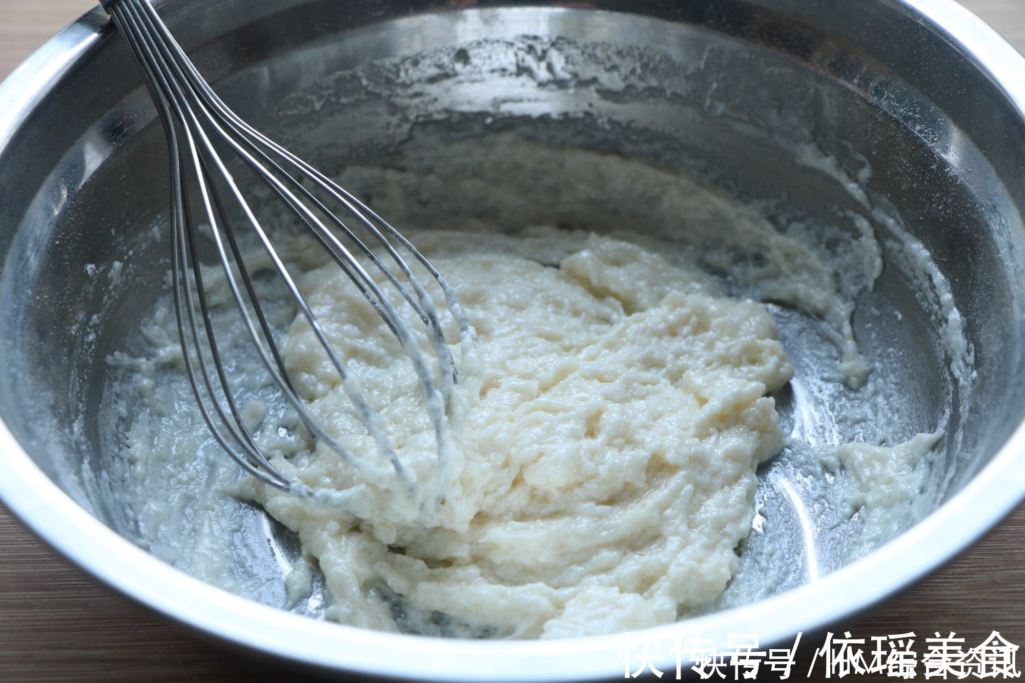 孩子最爱的蛋糕卷，掌握正确方法不开裂，好吃好看，简单失败率低