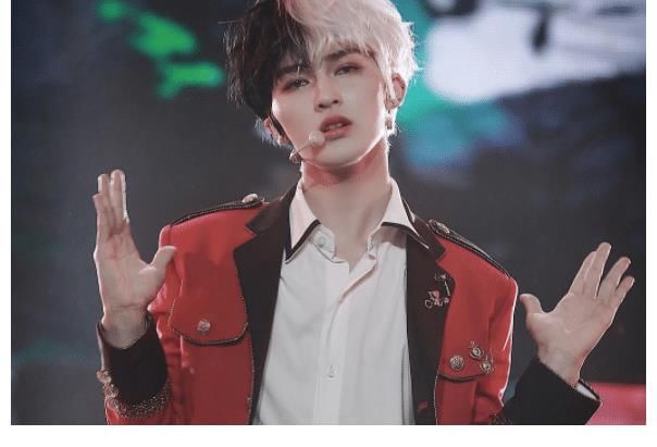 比拼|頂風作案？曝一新綜藝正式倒閉，因節目陣容為全愛豆比拼