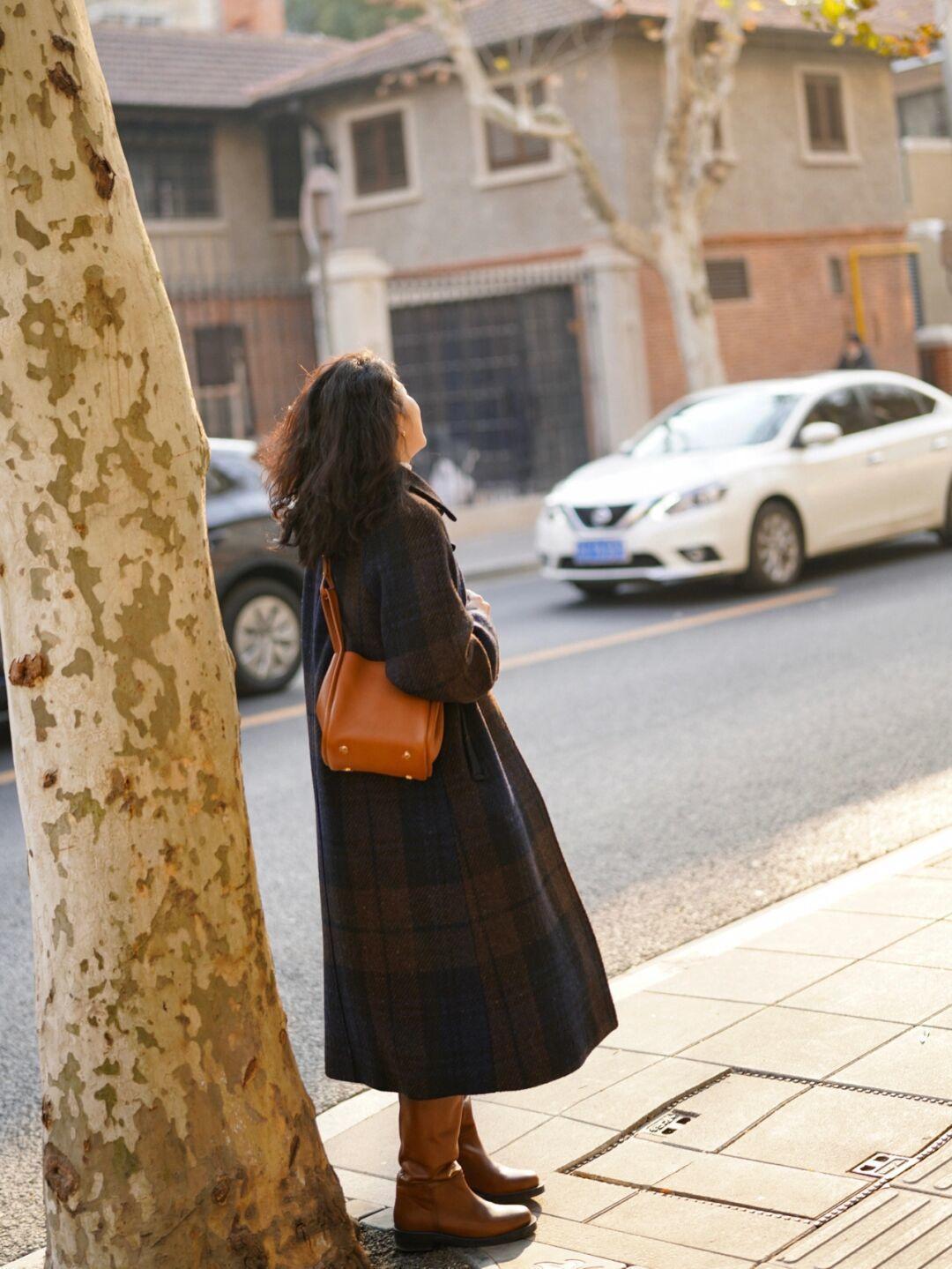 气质|气质女人冬天都爱穿这些“大衣”,保暖又温柔,这个冬季谁穿谁美