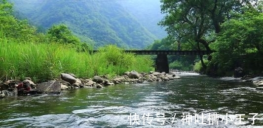 毛藻@三流诗人的绝句,结尾寓意深长,更获得了袁枚的赞赏