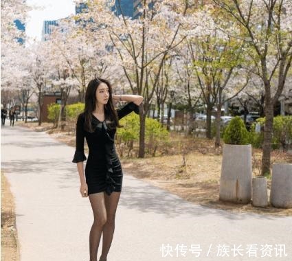 连衣裙|黑色连衣裙搭配黑色高跟鞋,气质优雅,时尚高贵