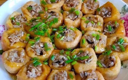 这道菜,我家三天两头准吃一次,只需蒸一蒸,每次1大盘不够吃