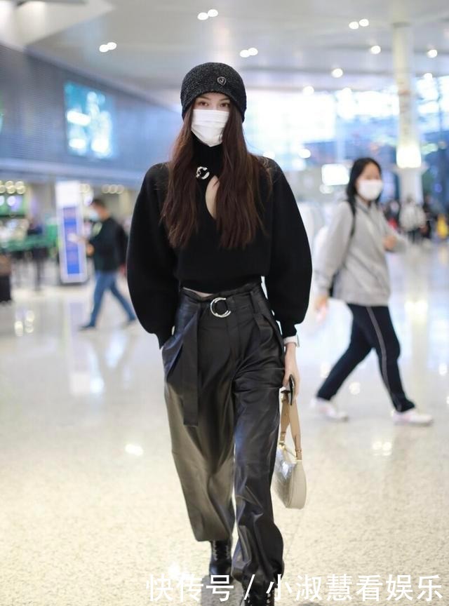 气场|不是皮裤“丑”,是你没穿好!秋冬这样搭显气场,穿出超模魅力