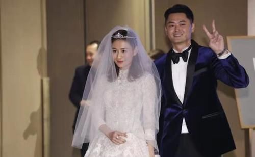 私生活|私生活大公开,江若琳拍片大晒奢华复式豪宅,窗外海景一览无遗