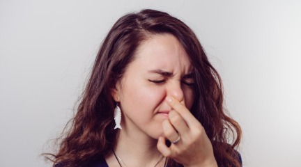 腥臭味|39岁女子身上有异味,竟患上宫颈癌,妇科医生那味一闻就知道