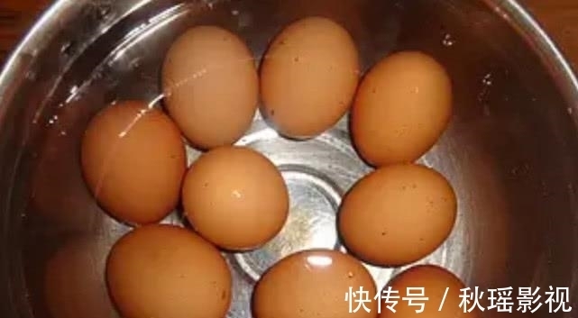 大妈|卖了30年早餐的大妈，教你煮茶叶蛋的配方，香味浓郁入味十足！