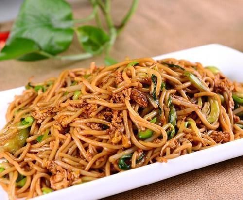 你喜欢吃炒粉吗?用什么配料炒比较好吃?怎么做?