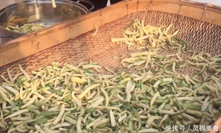 腌萝卜的新做法,不用放食盐,萝卜照样清脆入味,储存半年都不坏