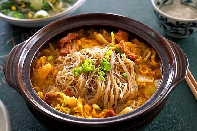  上大学的女儿，第一次做饭就惊艳全家，每道菜的味道都棒极了