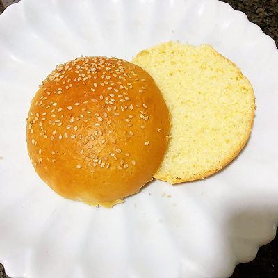 牛肉饼|自制汉堡包！（十分钟快手早餐）