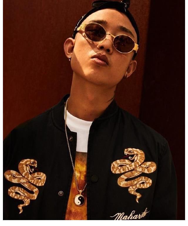 山鸡|究竟是GAI飘了？还是山鸡提不动刀了？陈小春替兄弟向GAI说对不起