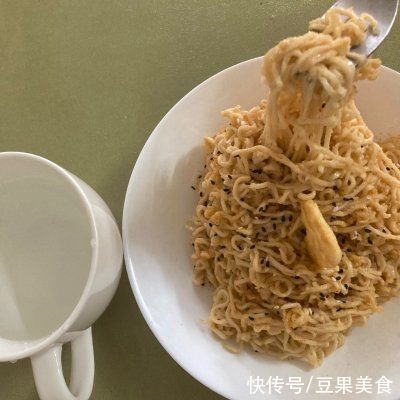 花生酱|极简食谱-仙贝麻酱拌面