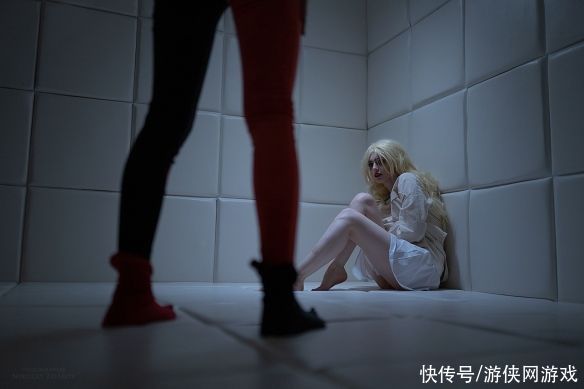 coser|腿控福利！俄妹COS小丑女：精分哈莉·奎茵的种种蜕变