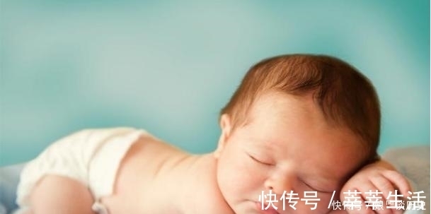 生长发育|1岁前宝宝有这些行为,说明已进入猛涨期,错过就得等青春期了