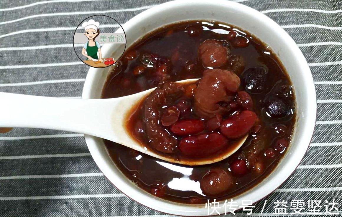 气血双补|一碗“女人补血汤”,坚持每周吃1次,气血双补,女人40也不显老