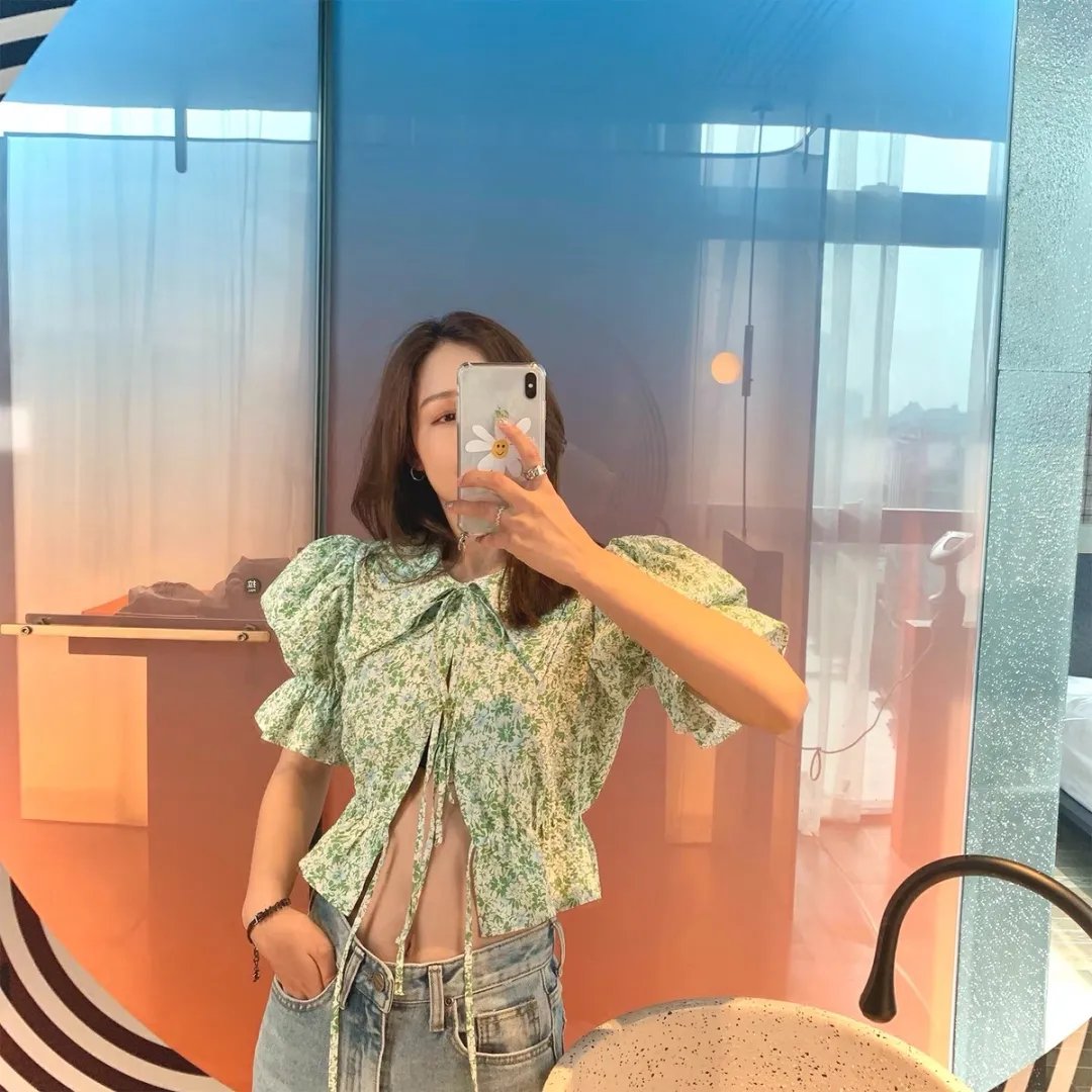 针织|“挤奶衫”out了！今夏流行这几件神仙上衣，气质又时髦