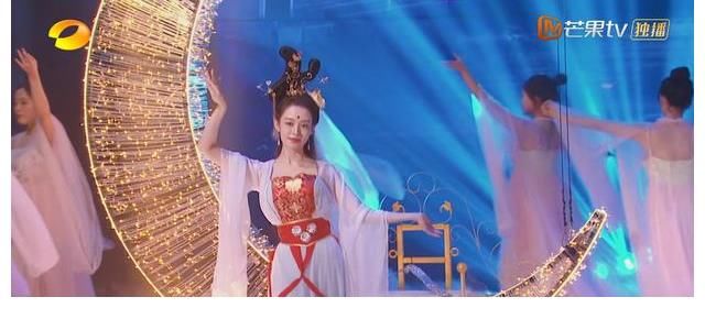 吉娜|欣赏郎朗、吉娜、何炅、萧敬腾，合作月光组曲，真是一种享受