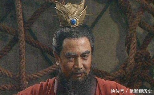 吕布|父亲被张飞杀死,母亲被曹操纳妾,他苦熬到成年,名震三国