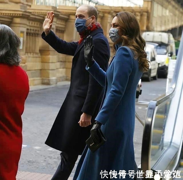 威廉王子|凯特王妃穿蓝色大衣和威廉王子车站秀时尚,时尚拉风,太有风度