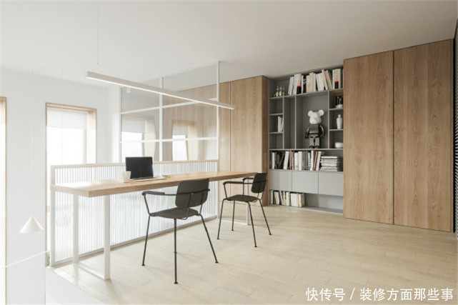 极简风|57㎡极简风loft公寓粉色楼梯提亮空间,时尚气息铺面而来