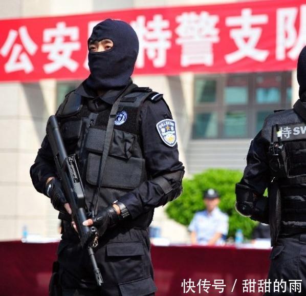 特警和特種兵差在哪里為何一個(gè)戴面罩,另一個(gè)卻要涂油彩