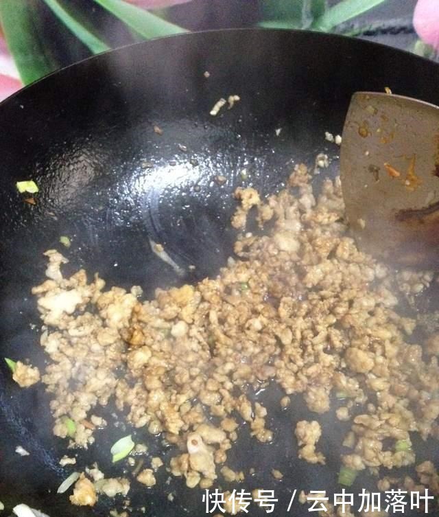  营养|鸡蛋豆腐蒸肉末，营养爆棚的一道菜，味道更是没的说