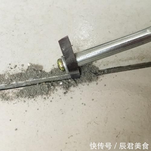 地面|瓷砖美缝选择什么颜色?学会这3点,让美缝真的变“美”