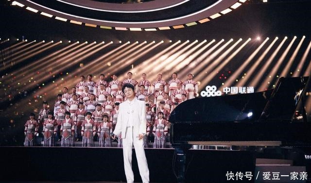 节目|江苏卫视锐意进取求新求变湖南、浙江晚会缺乏突破