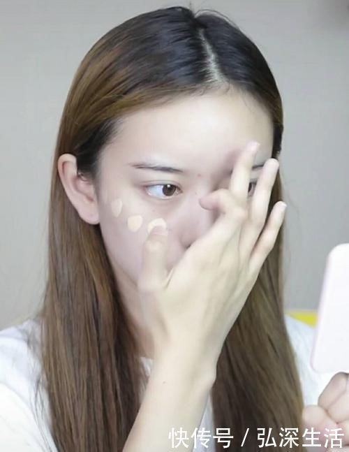 漂亮女生仿妆青蛇,开始一看就有水平,结果这也太有韵味了吧