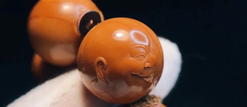 大师|【好核雕鉴赏】：大师陈亮作品《乐自在》
