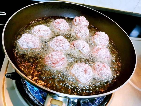 雕出|有荔枝包着莲心的荔枝肉,雕出颜值,唯妙唯肖