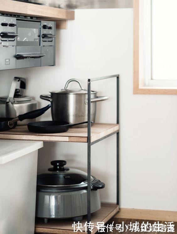 沥水架|我错了，厨房不该一个劲打柜子！地柜空1格装沥水架，省钱又好用！