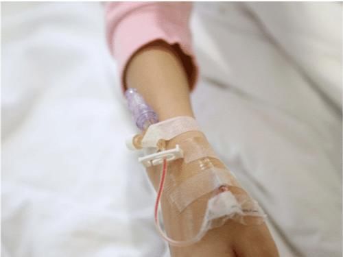 二手烟|21岁女大学生肺癌离世，平时烟酒不沾，医生：都是这1习惯害的！