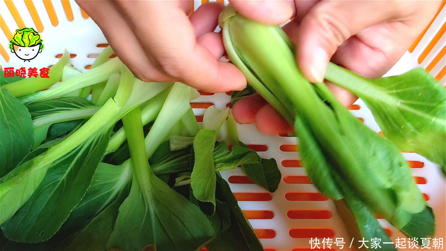 豆腐皮别炒菜了,教你好吃做法,我家一周吃5次,真的是太解馋了