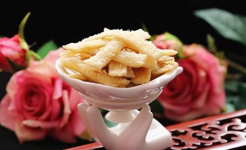 冬季|此水果的果皮是个宝，扔掉太可惜，放锅里炒一炒，冬季吃好处多