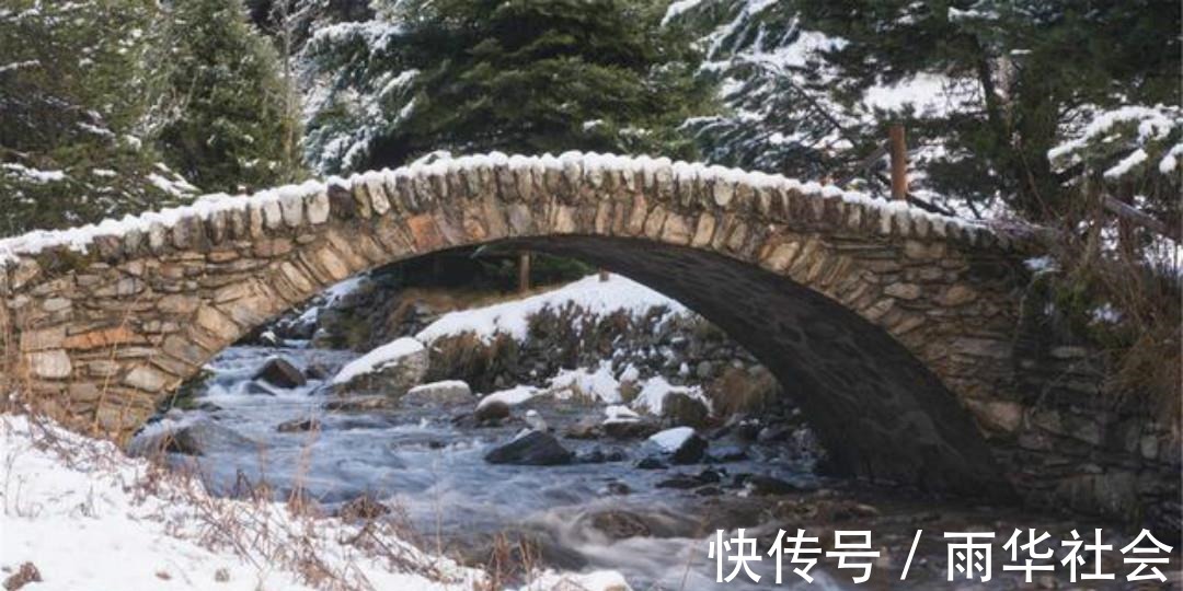 一村桑柘一村烟&韩偓不可错过的一首诗!万里清江万里天,一村桑柘一村烟!