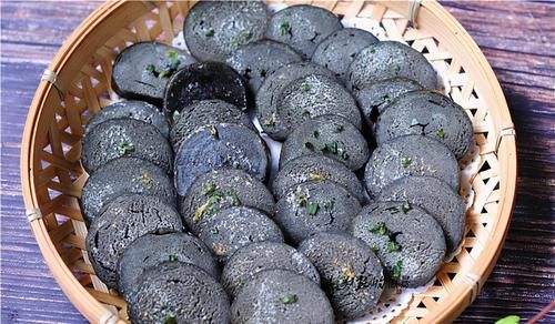 钙是牛奶的6倍！春天长个季，我常用它给娃做零食，比薯片还香！